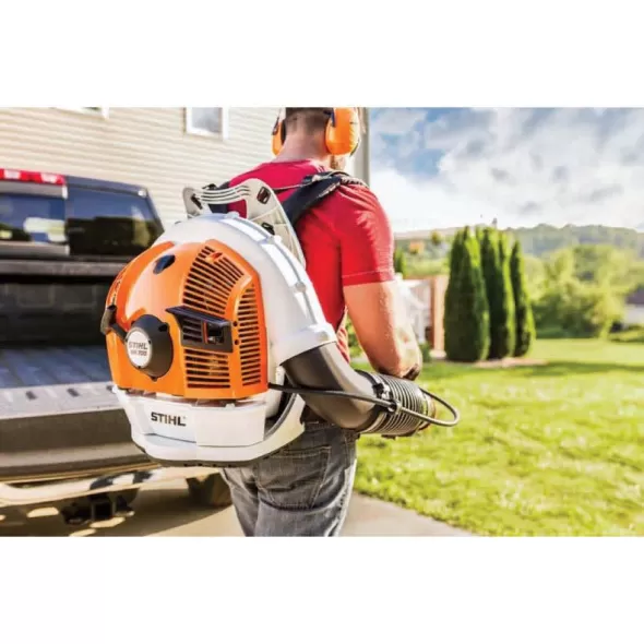 3.95 cu-in 3.8 bhp Backpack 197 mph Blower | STIBR700