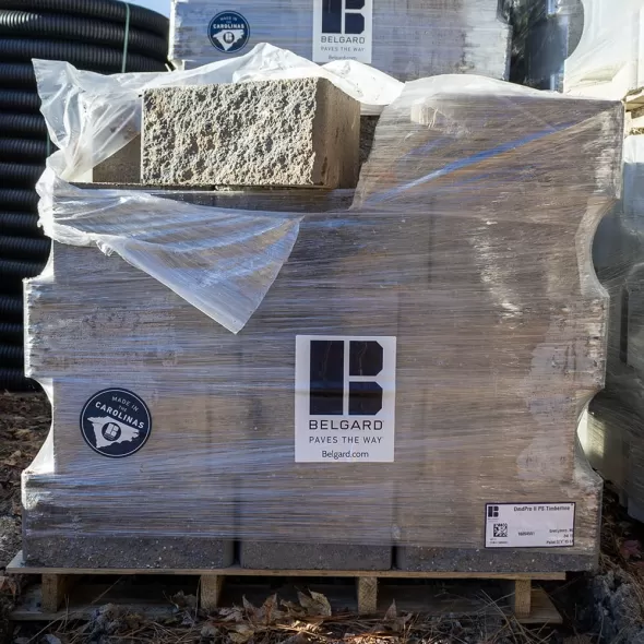 Belgard Diamond Pro Pin Sys Timberline 1 Layer 9 Ea/ 1 Pallet 45 Ea- 5 Layers | 16054551