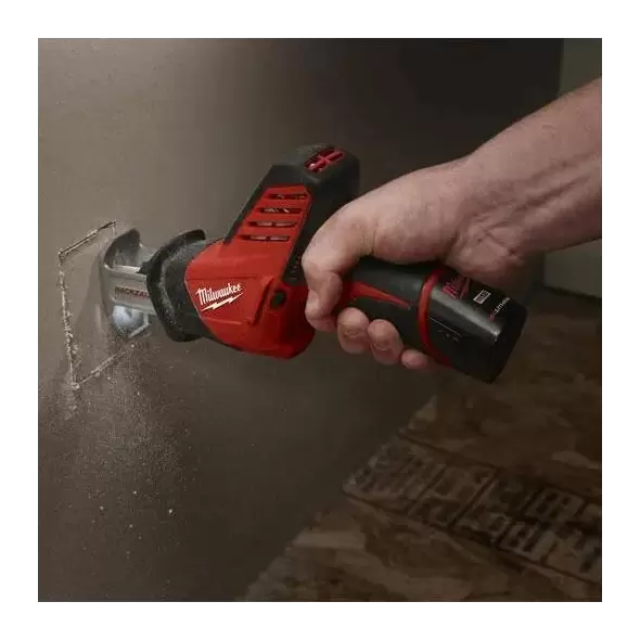 Milwaukee M12 Hackzall Recip Saw Kit | 2420-21