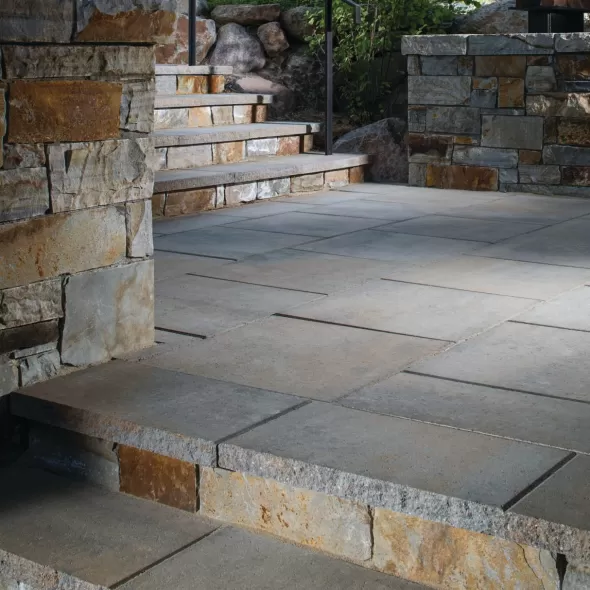 Belgard Plaza Stepper Foundry 24" X 24" | 36051353