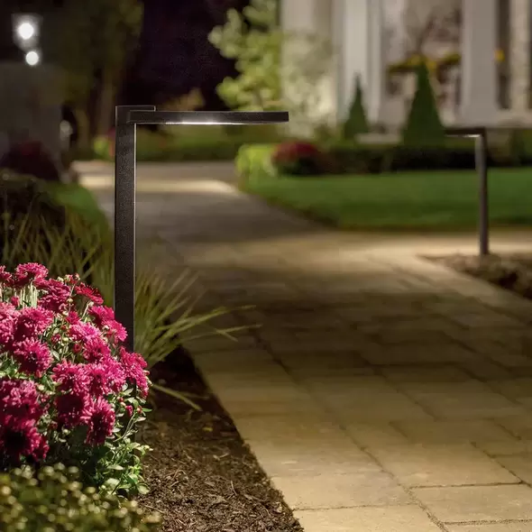 Kichler Shallow Shade Path Light 3000K | 16196BKT30
