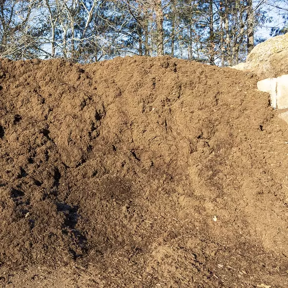 Triple Shred Hard Mulch | TRIPLE
