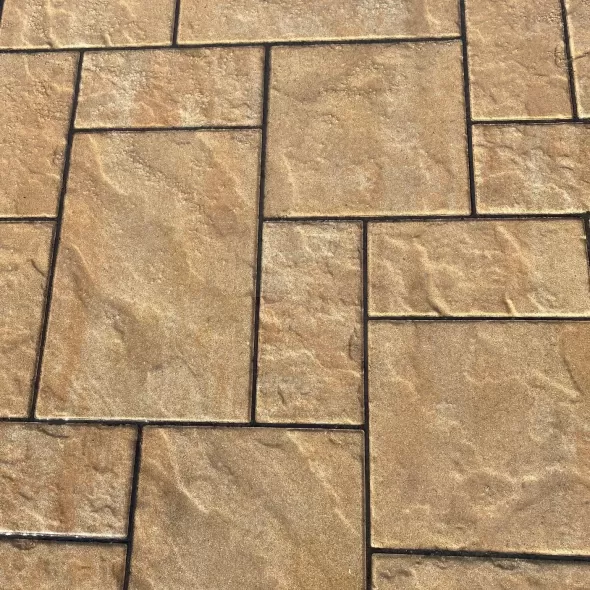 Unilock Beacon Hill Flag Max Tuscany 1 Layer 11.66 sf/1 Pallet 116.57 sf- 10  Layers - Tuscany Blend Random | 0261M01627051-0