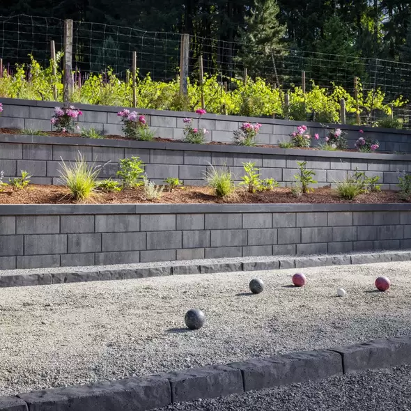 BELGARD MELVILLE TANDEM WALL RIO 1 LAYER 11.68 SF/ 1 PALLET 70.1 SF- 6 LAYERS -- RIO 7" X (13",15",18")