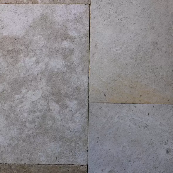 NO.7 LUGET CLAIR FRENCH LIMESTONE ANTIQUED TOP, DISTRESSED EDGES 24" X RL X 2CM
