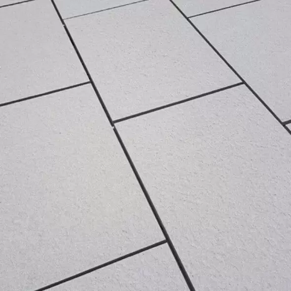 Italian Bluestone Flamed Top, 24" x 24" x 1"