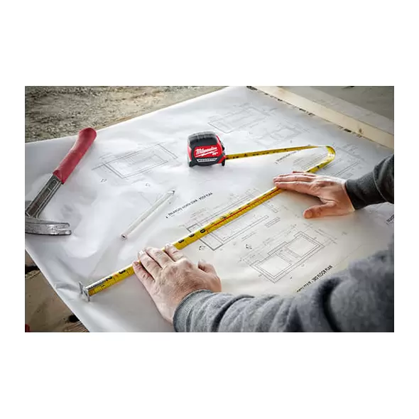 Compact Wide Magnetic Blade Measuring Tape 25' | 48-22-0325