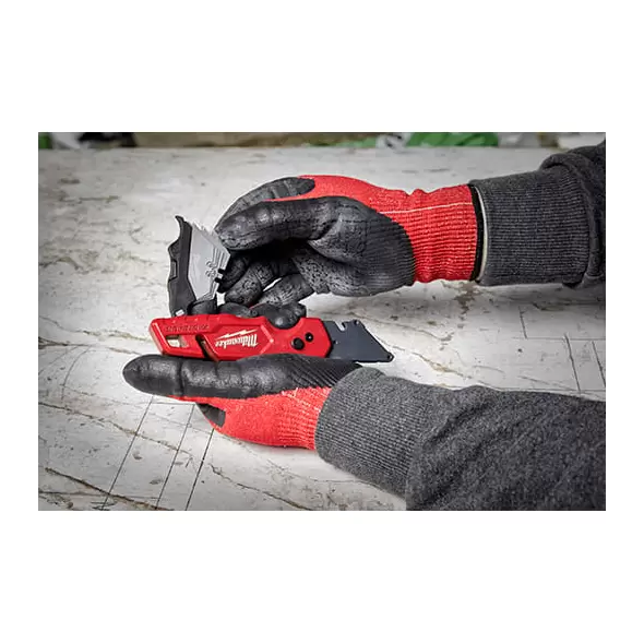 Fastback Folding Utility Knife | 48-22-1502