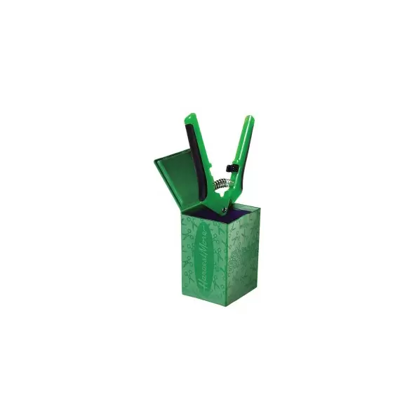 Harvest More Scissor Scrubber