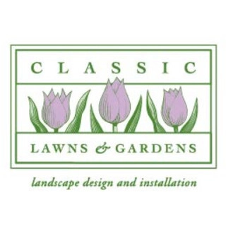 Classic Lawns & Gardens logo
