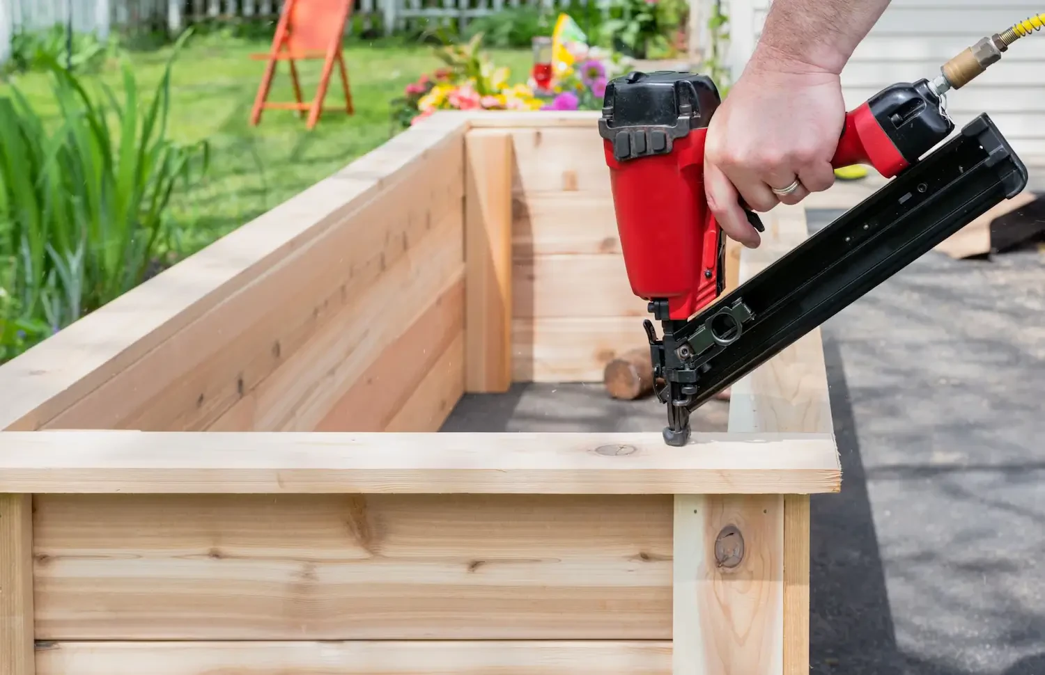 How to Build a Raised Garden Bed at Home: Easy DIY Steps