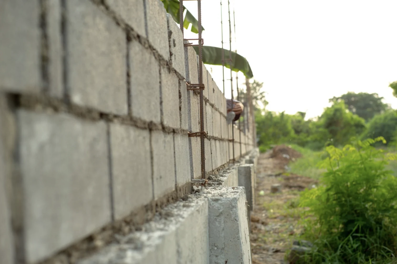 How to Build a Retaining Wall: Step-by-Step Guide for Beginners