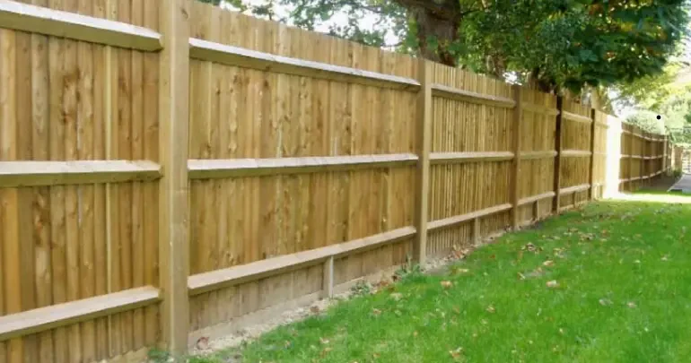 How to Install a Fence Step-by-Step