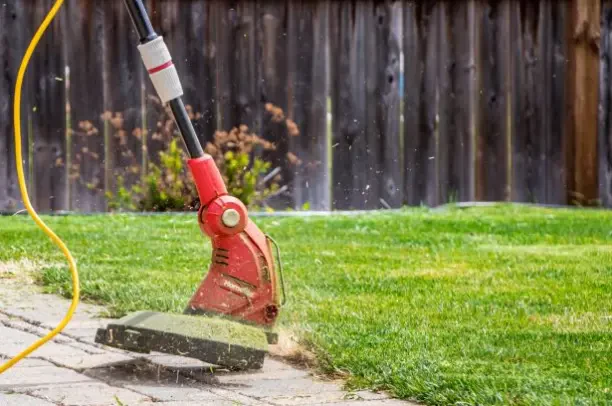 How to Use Edging Tools Like a Pro