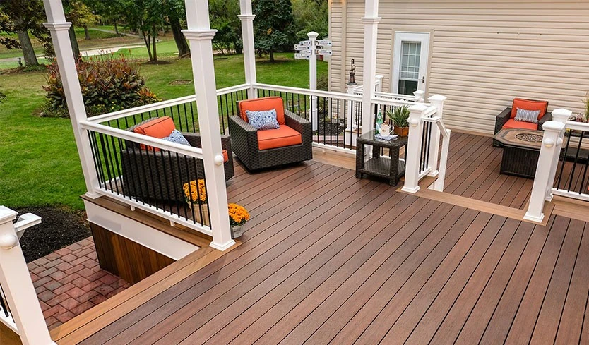 Best Materials for Long-Lasting Decks: Wood vs Composite