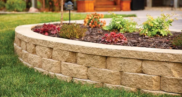 How to Build a Small Retaining Wall With Blocks