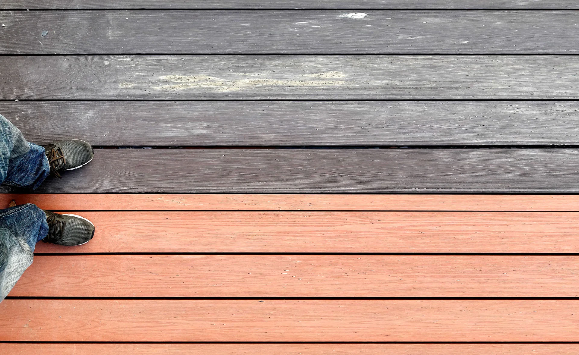 Composite vs Wood Deck: Which Decking Option Is Better for Your Outdoor Space?